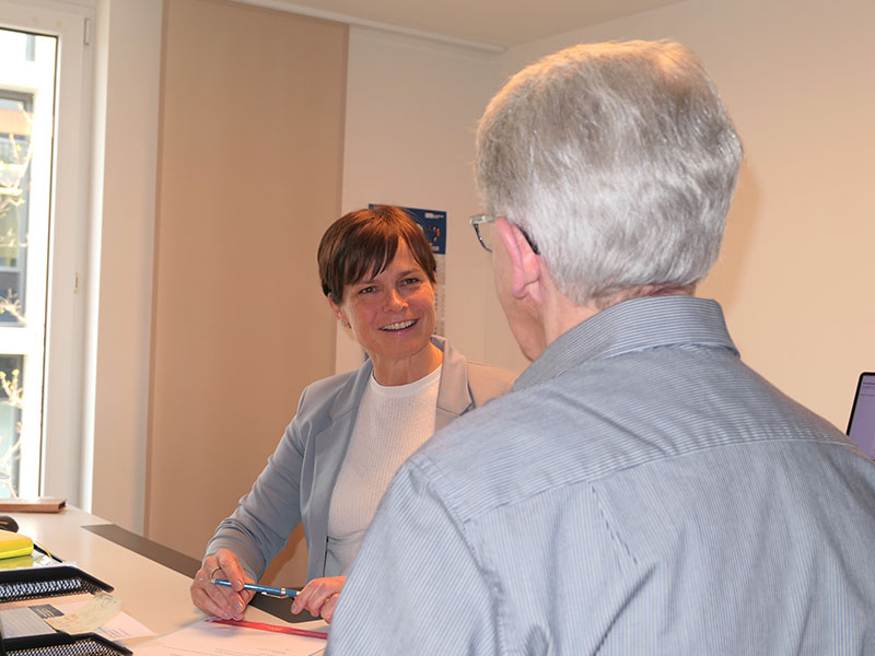 Katja Döring im Kundengespräch